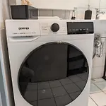 Grosse, Gemuetliche 4-zimmer-ferienwohnung Mit Guter Verkehrsanbindung Im Sueden Von Apartment Heidelberg