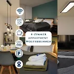 Apartment Grosse, Gemuetliche 4-zimmer-ferienwohnung Mit Guter Verkehrsanbindung Im Sueden Von