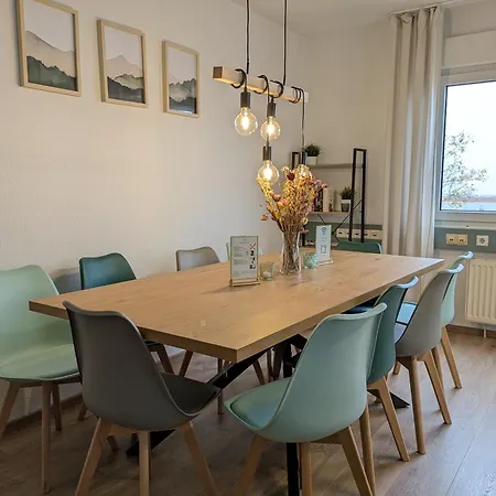 Grosse, Gemuetliche 4-zimmer-ferienwohnung Mit Guter Verkehrsanbindung Im Sueden Von * Heidelberg