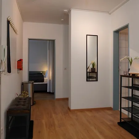 Large 4 Bedroom Apartment For Up To 10 People With 96Sqm In The South Of Heidelberg