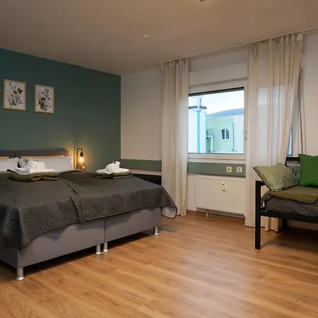 Grosse, Gemuetliche 4-zimmer-ferienwohnung Mit Guter Verkehrsanbindung Im Sueden Von Heidelberg